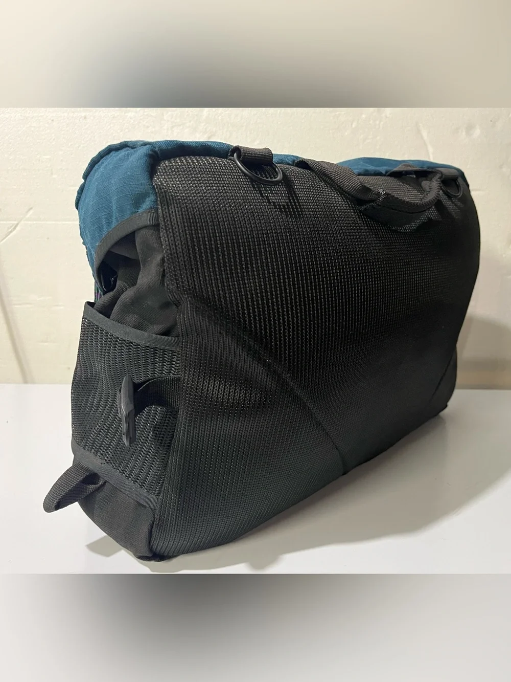 Vintage Jansport Made in USA large teal messenger bag